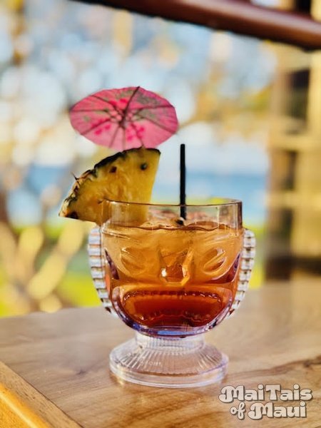 1944 at Leilani's on the Beach